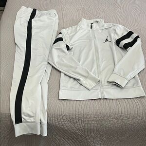 Air Jordan Nike Tracksuit (no pockets) 12-13 year size